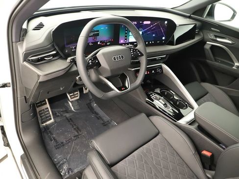 New 2026 Audi SQ5 Premium Plus AWD/4WD image 15