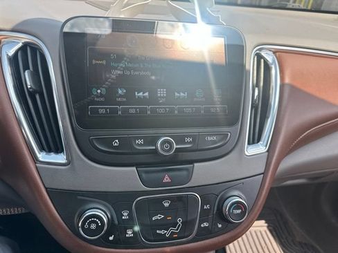 Used 2016 Chevrolet Malibu LT w/ True North Edition FWD image 6