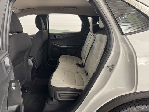 Used 2023 Ford Escape Active image 29