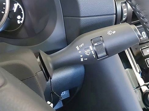 Used 2025 Lexus IS 300 300 image 19