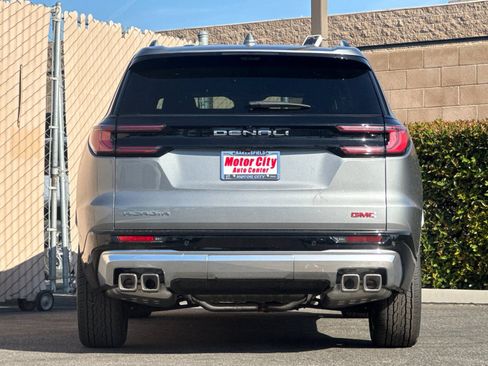 New 2026 GMC Acadia Denali w/ Super Cruise Package FWD image 5