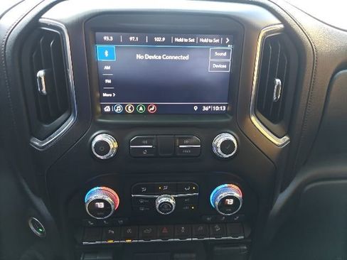 Used 2019 GMC Sierra 1500 AT4 w/ AT4 Premium Package image 11