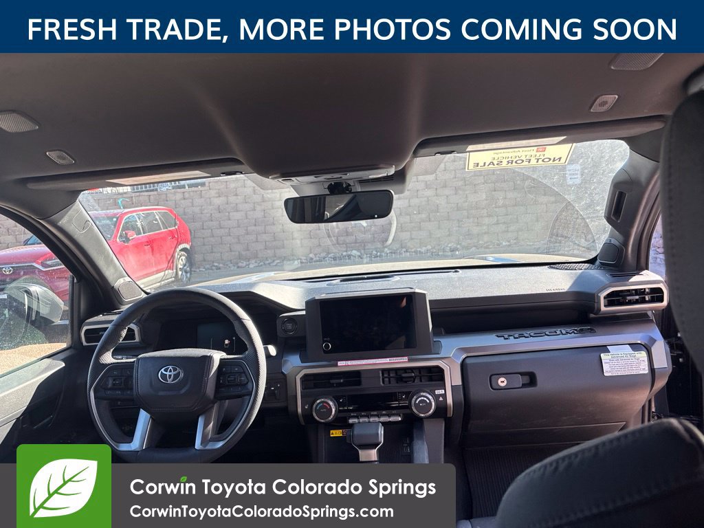 Used 2025 Toyota Tacoma SR5 AWD/4WD image 12
