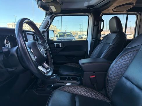 Used 2021 Jeep Wrangler Unlimited Sahara image 20