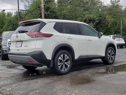 Used 2022 Nissan Rogue SV image 7