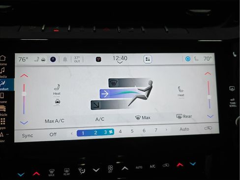 New 2026 Jeep Grand Cherokee Limited w/ Trailer Tow Package image 10