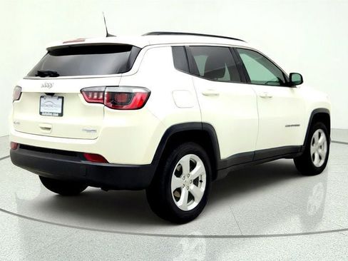 Used 2020 Jeep Compass Latitude w/ Popular Equipment Group AWD/4WD image 5