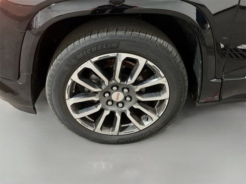 Used 2020 GMC Acadia Denali w/ Denali Ultimate Package image 34