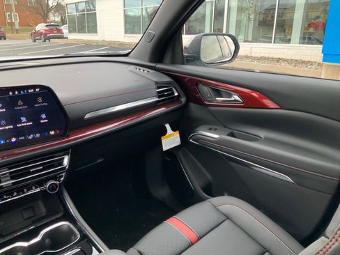 New 2026 Chevrolet Traverse RS image 17