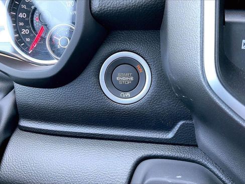 New 2026 RAM 1500 Big Horn AWD/4WD image 16