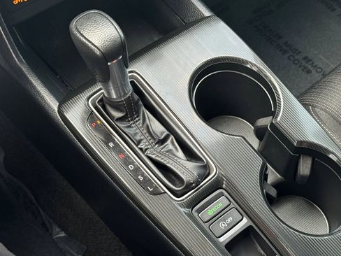Used 2025 Honda Civic LX image 17