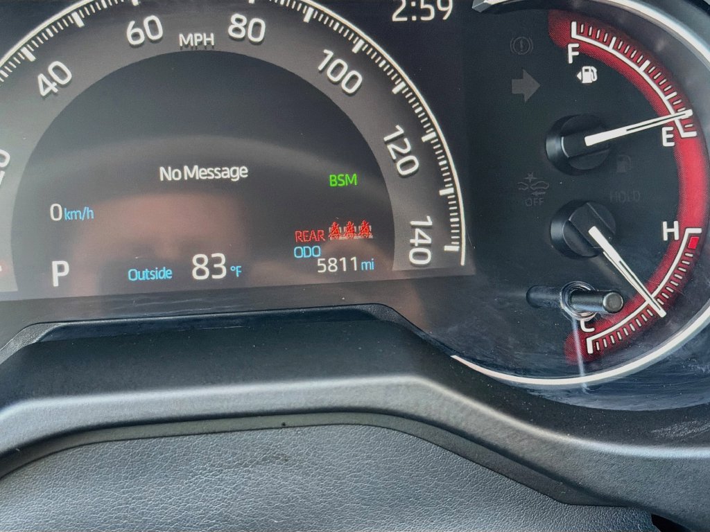 Used 2025 Toyota RAV4 XLE Premium FWD image 12