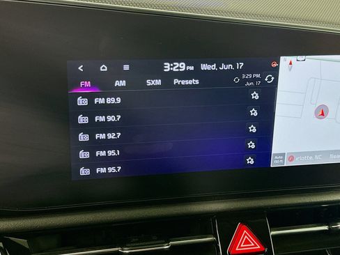 Used 2023 Kia Niro Wind w/ Wind Preserve Package FWD image 21