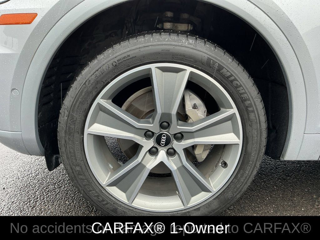 Used 2019 Audi Q5 Prestige AWD/4WD image 2