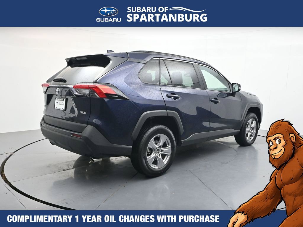 Used 2025 Toyota RAV4 XLE FWD image 8