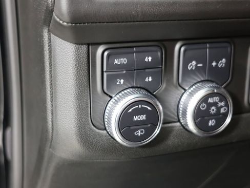 Used 2024 GMC Yukon Denali Ultimate w/ LPO, Floor Liner Package AWD/4WD image 19