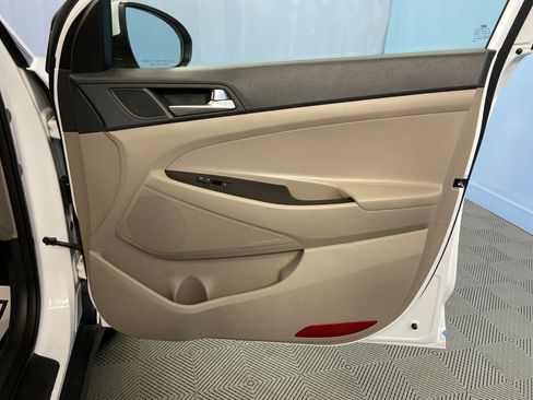 Used 2019 Hyundai Tucson SE image 43