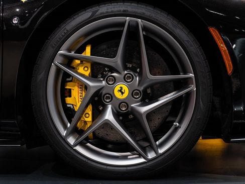 Certified 2022 Ferrari F8 Tributo image 16