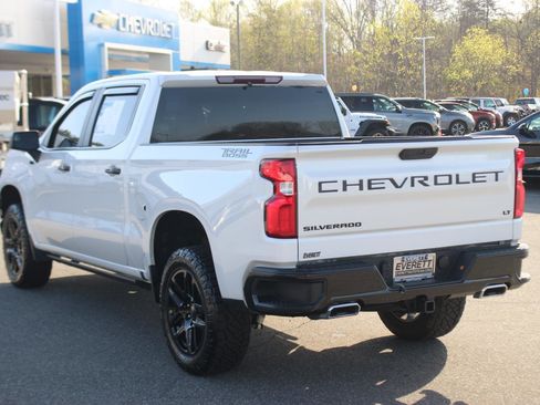 Used 2022 Chevrolet Silverado 1500 LT Trail Boss image 5