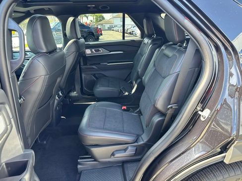 Used 2026 Ford Explorer ST w/ Sun And Sound Package AWD/4WD image 10