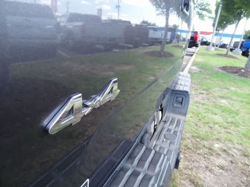 Used 2015 Toyota Tundra SR5 AWD/4WD image 11