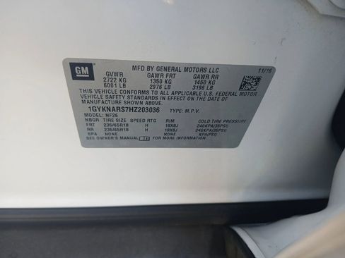 Used 2017 Cadillac XT5 FWD w/ LPO, Wheel Lock Package image 9