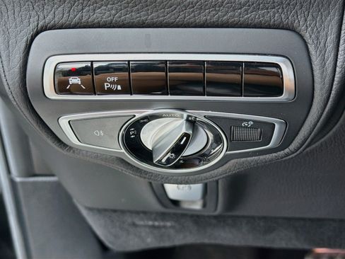 Used 2021 Mercedes-Benz G 550 w/ G Manufaktur Interior Package image 33