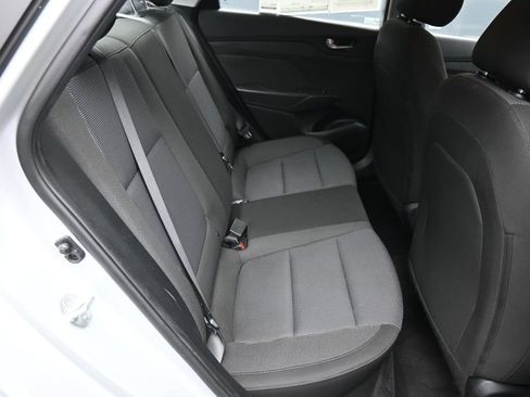 Certified 2021 Hyundai Accent SE FWD image 23