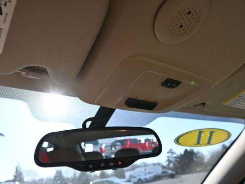 Used 2011 Chevrolet Impala LT w/ Luxury Edition Package image 28