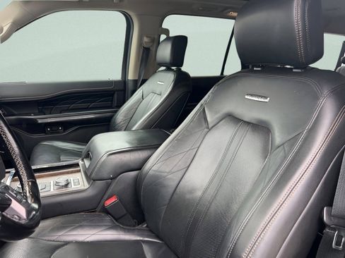 Used 2018 Ford Expedition Max Platinum image 21