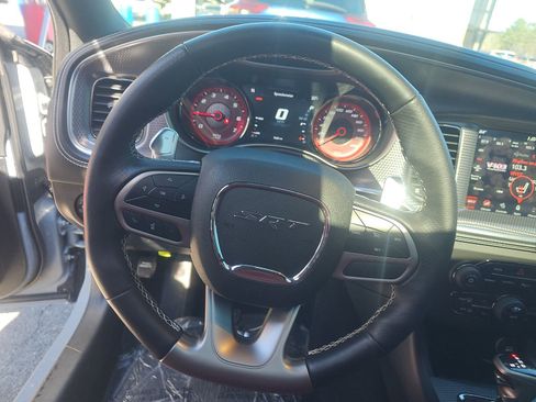 Used 2021 Dodge Charger SRT Hellcat image 17