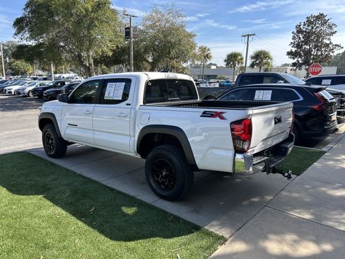 Used 2023 Toyota Tacoma SR5 image 5