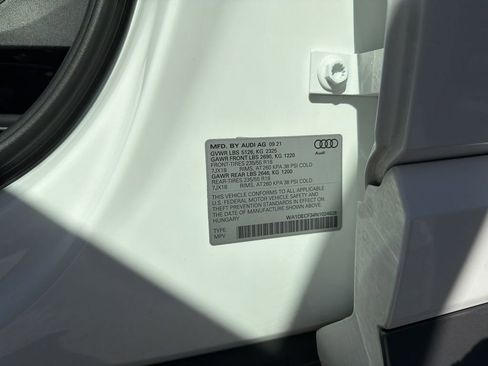 Used 2022 Audi Q3 2.0T Premium w/ Convenience Package image 39