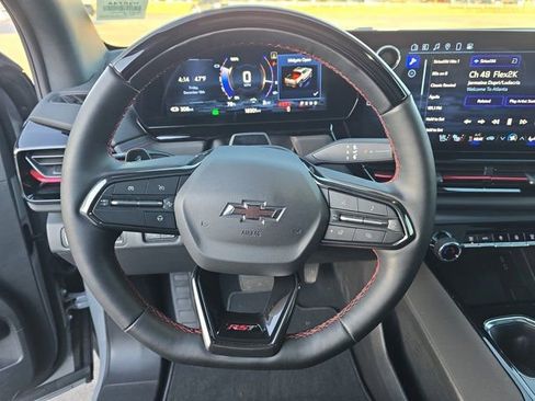 Used 2025 Chevrolet Silverado EV RST image 17