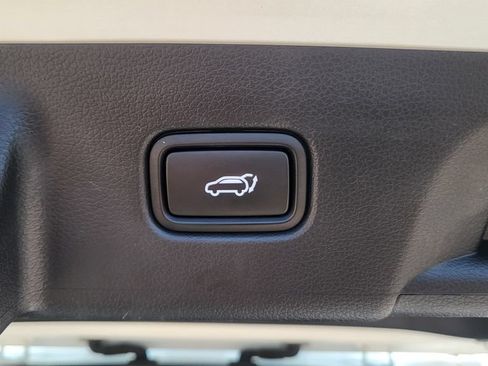 Used 2025 Hyundai Palisade Calligraphy FWD image 17