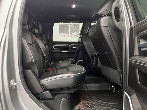 Used 2019 RAM 2500 Laramie AWD/4WD image 36
