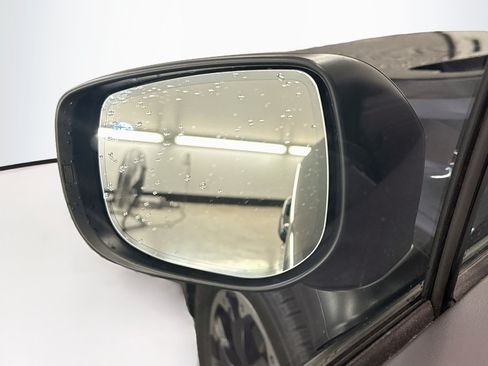 Used 2022 Subaru Crosstrek 2.0i AWD/4WD image 16