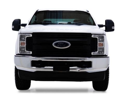 Used 2019 Ford F250 XL w/ Power Equipment Group image 7