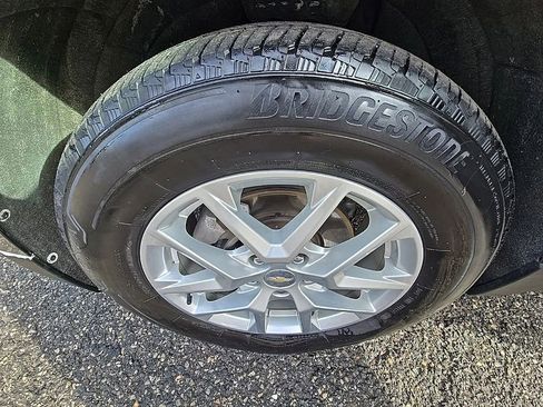 Used 2022 Chevrolet Equinox LT image 37