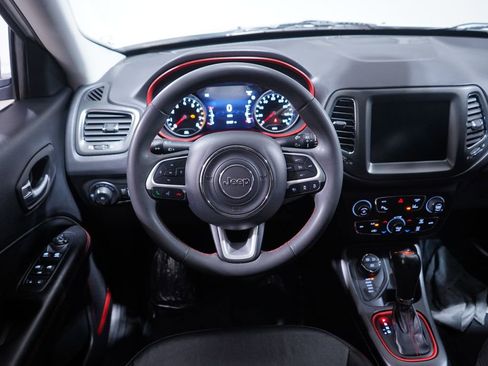 Used 2021 Jeep Compass Trailhawk image 10