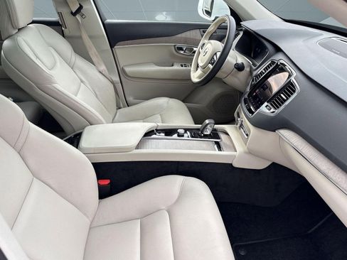 Certified 2023 Volvo XC90 B6 Plus w/ Protection Package Premier image 30