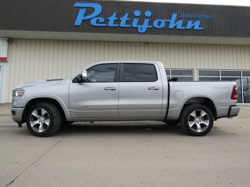 Used 2020 RAM 1500 Laramie w/ Sport Appearance Package image 11