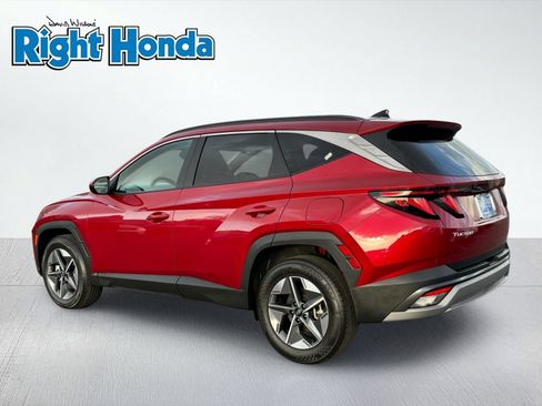 Used 2025 Hyundai Tucson SEL AWD/4WD image 4