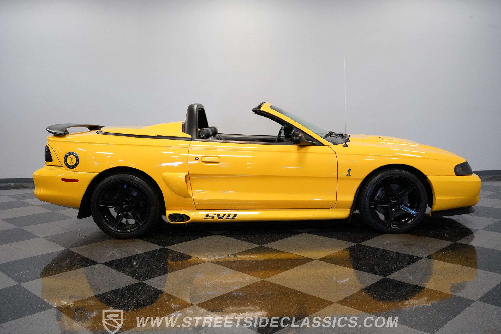 Used 1998 Ford Mustang Cobra RWD image 15