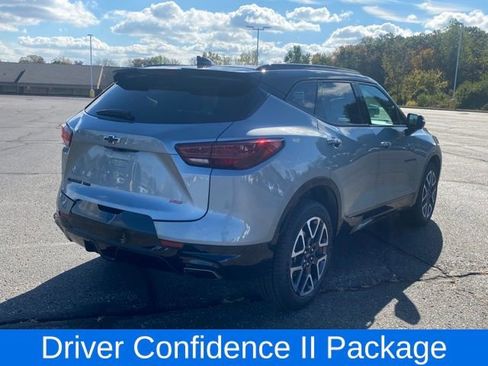 Used 2024 Chevrolet Blazer RS w/ Driver Confidence II Package image 3