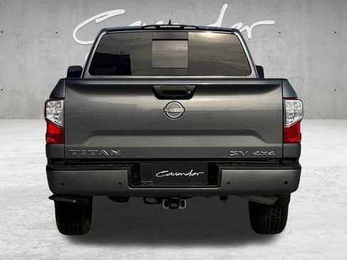 Used 2024 Nissan Titan SV w/ SV Convenience Package image 15