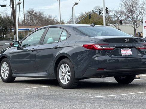 Certified 2025 Toyota Camry LE image 5