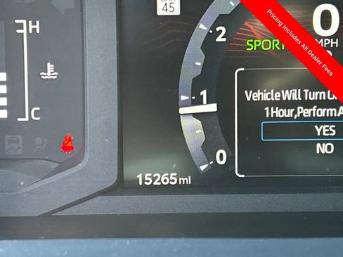 Used 2025 Toyota 4Runner SR5 AWD/4WD image 10