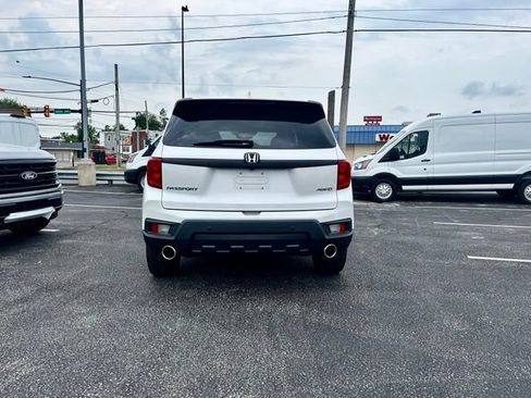 Used 2023 Honda Passport EX-L image 5