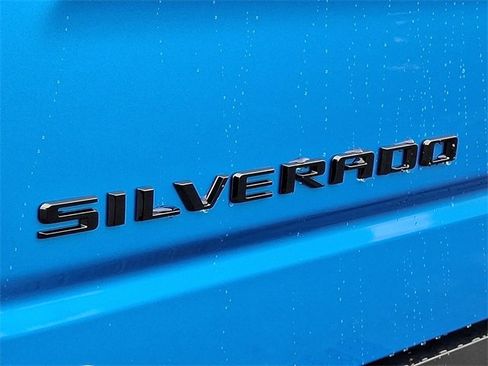 New 2025 Chevrolet Silverado 1500 RST w/ Dark Appearance Package image 18